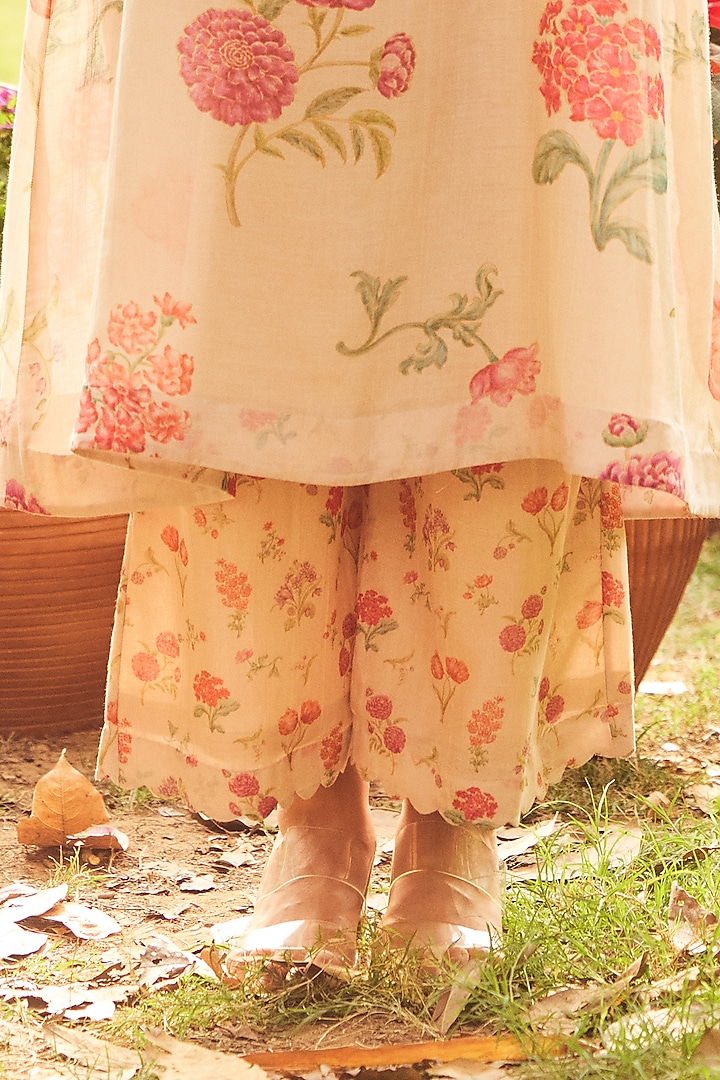 Dusty Rose Malai Chanderi Floral Printed Kurta Set by Paulmi & Harsh at Pernia's Pop Up Shop