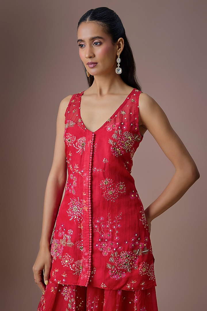 Red Organza Embroidered Kurta Set by Paulmi & Harsh at Pernia's Pop Up Shop