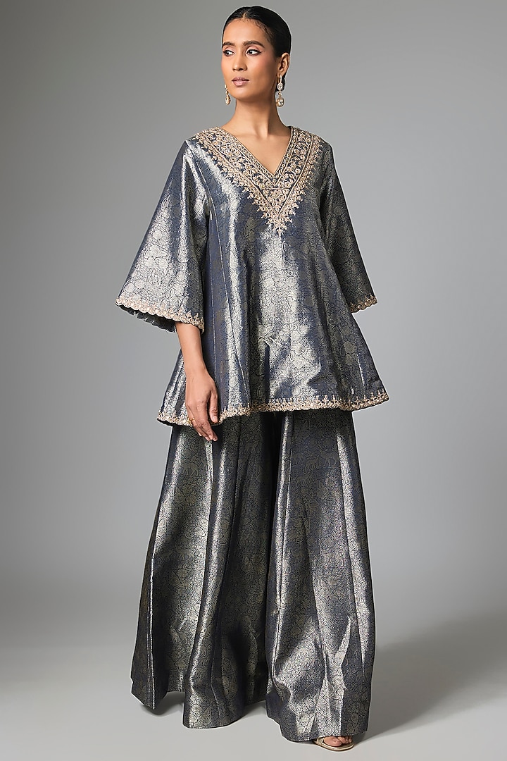 Navy Blue Jamawar Silk Embroidered Kurta Set by Paulmi & Harsh at Pernia's Pop Up Shop