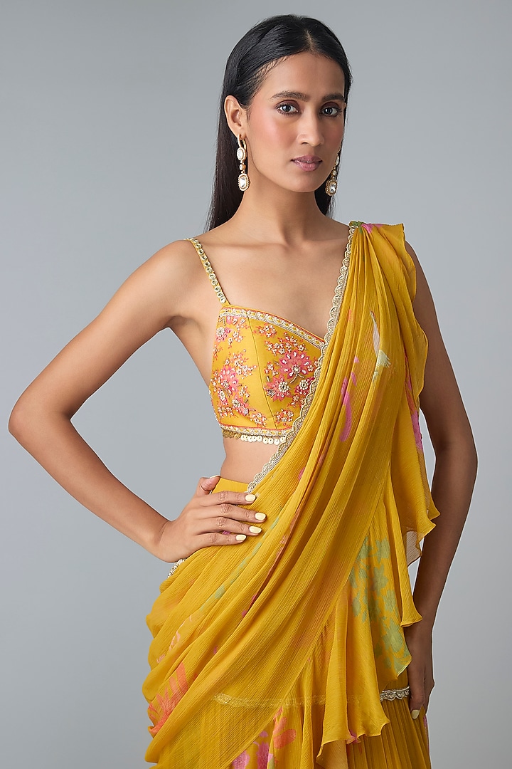 Yellow Chiffon Printed & Embroidered Pre-Stitched Wedding Saree Set by Paulmi & Harsh at Pernia's Pop Up Shop