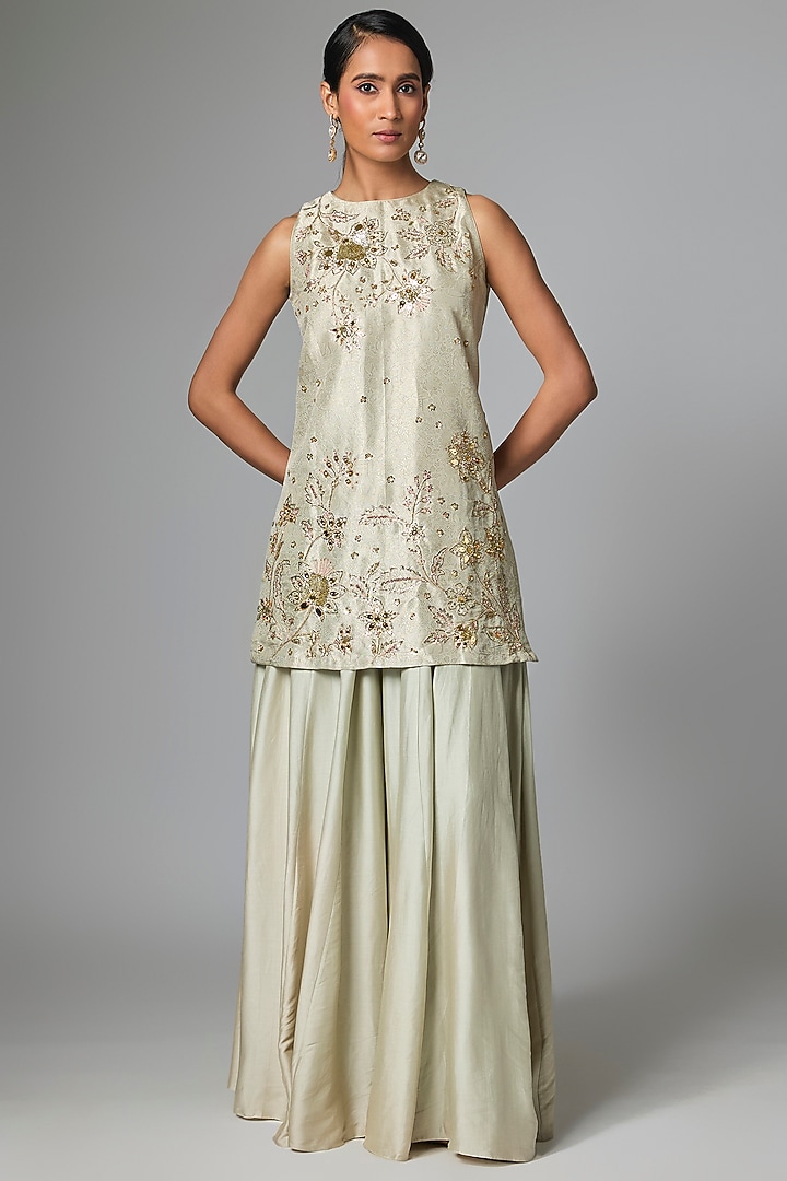 Sky Blue Jamawar Silk Hand Embroidered Kurta Set by Paulmi & Harsh at Pernia's Pop Up Shop