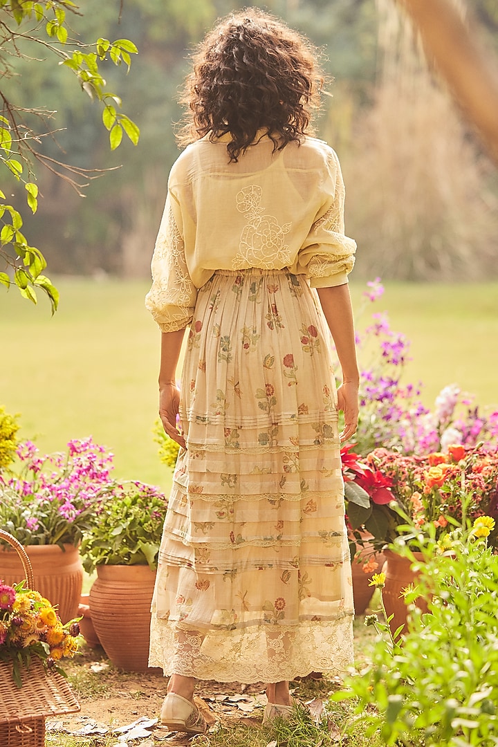 Ivory Malai Chanderi Floral Printed Skirt Set by Paulmi & Harsh at Pernia's Pop Up Shop