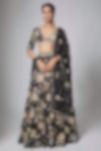 Black Gokul Chiniya Floral Printed Bridal Lehenga Set by Paulmi & Harsh at Pernia's Pop Up Shop