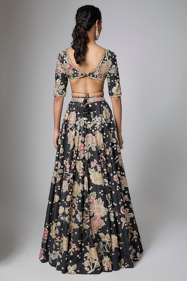 Black Gokul Chiniya Floral Printed Bridal Lehenga Set by Paulmi & Harsh at Pernia's Pop Up Shop