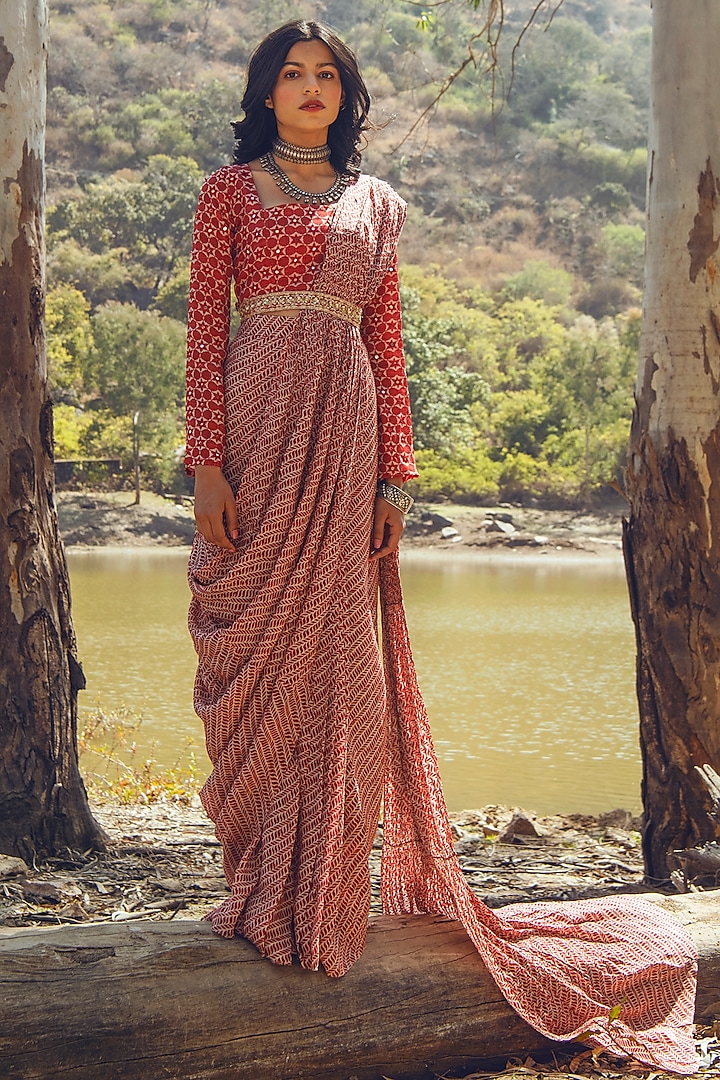 Maroon Printed Pre Stitched Saree Set by Paulmi & Harsh
