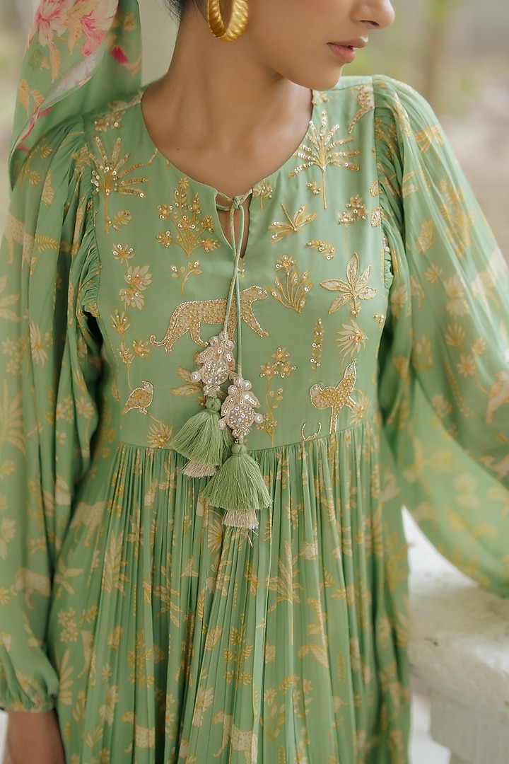 Fern Green Embroidered Maxi Dress Design by Paulmi & Harsh at Pernia's Pop Up Shop 2026 Fern Green Embroidered Maxi Dress Design by Paulmi & Harsh at Pernia's Pop Up Shop 2026