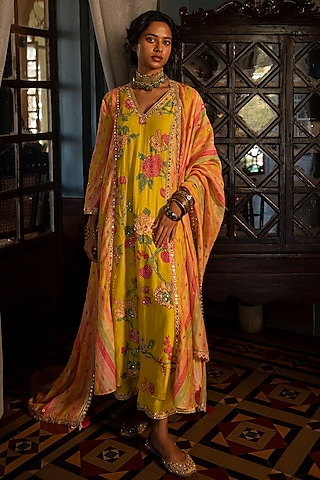 Lime Yellow Malie Chanderi Printed Kurta Set by Paulmi & Harsh