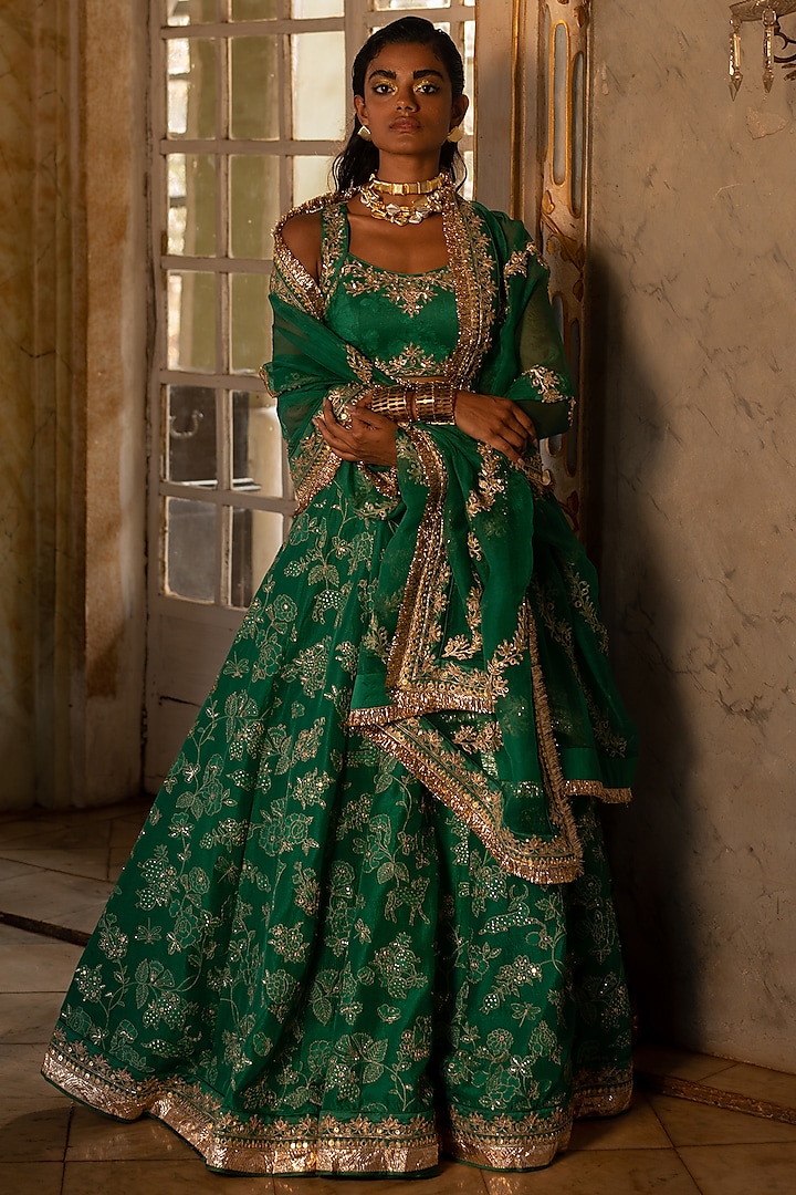 Emerald Green Russian Jacquard Wedding Lehenga Set by Paulmi & Harsh at Pernia's Pop Up Shop