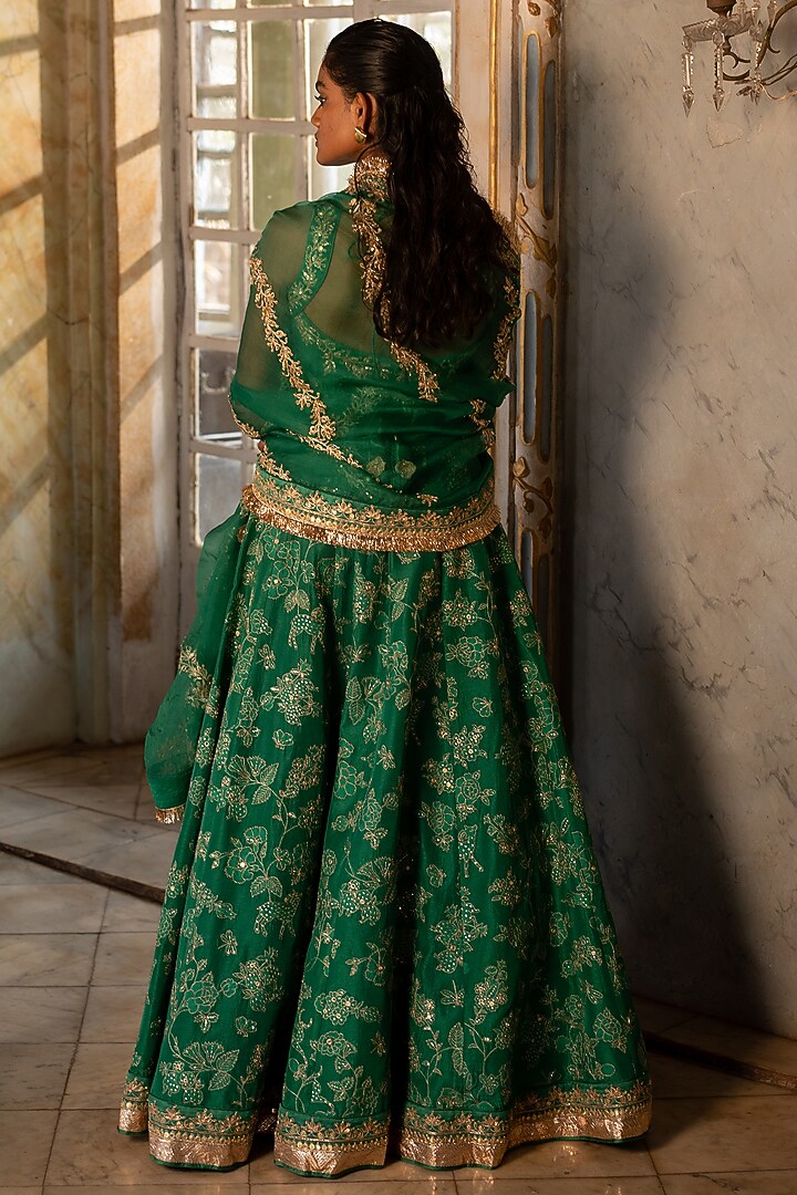 Emerald Green Russian Jacquard Wedding Lehenga Set by Paulmi & Harsh at Pernia's Pop Up Shop