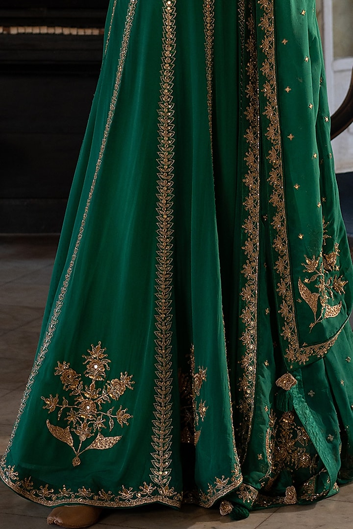 Emerald Green Organza Hand Embroidered Wedding Lehenga Set by Paulmi & Harsh at Pernia's Pop Up Shop