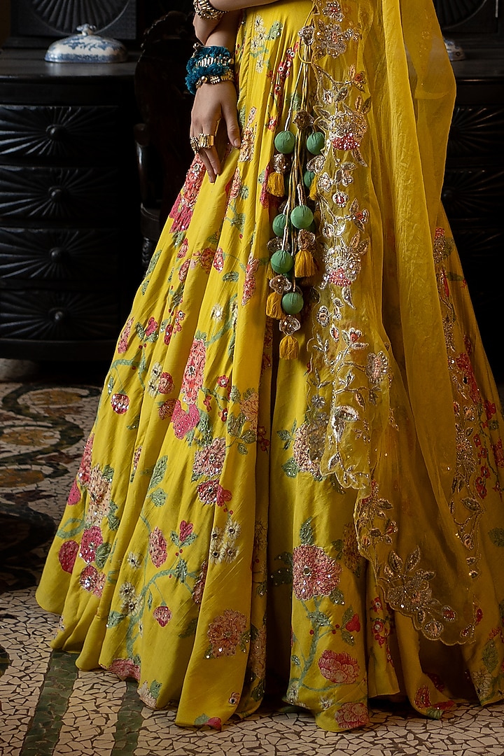 Lime Yellow Chiniya Silk Printed Wedding Lehenga Set by Paulmi & Harsh at Pernia's Pop Up Shop