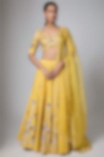 Yellow Gokul Chiniya Zardosi Embroidered Wedding Lehenga Set by Paulmi & Harsh at Pernia's Pop Up Shop