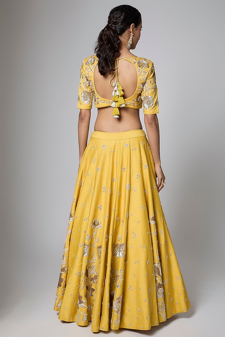 Yellow Gokul Chiniya Zardosi Embroidered Wedding Lehenga Set by Paulmi & Harsh at Pernia's Pop Up Shop