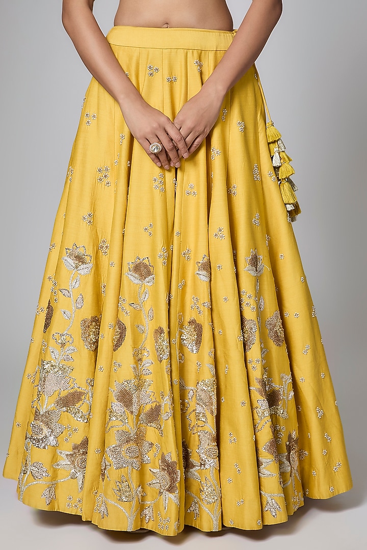 Yellow Gokul Chiniya Zardosi Embroidered Wedding Lehenga Set by Paulmi & Harsh at Pernia's Pop Up Shop