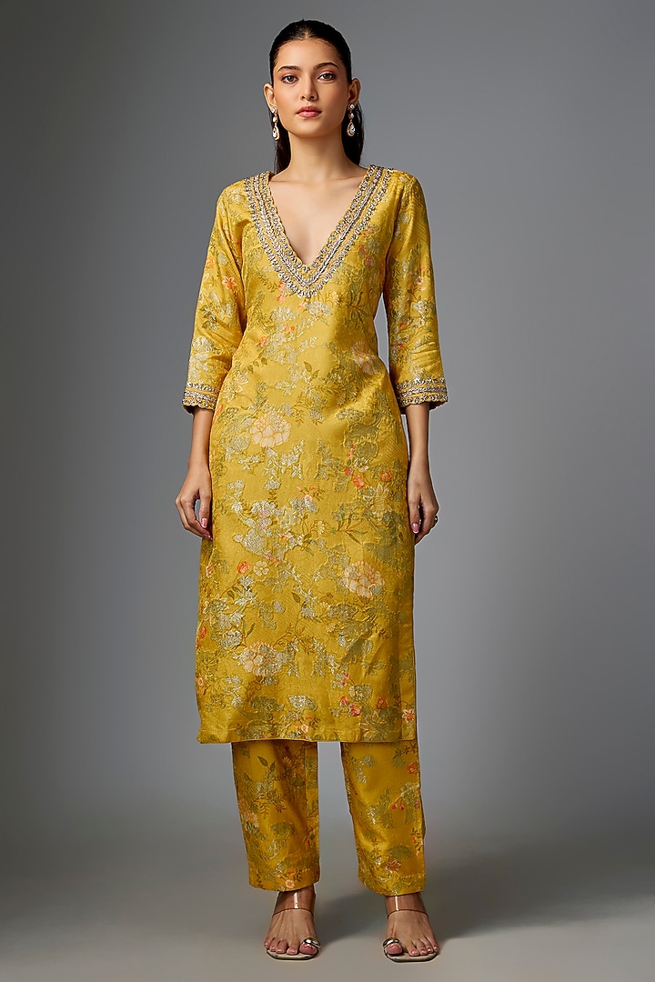Yellow Jamawar Jacquard Printed & Embroidered Kurta Set by Paulmi & Harsh at Pernia's Pop Up Shop