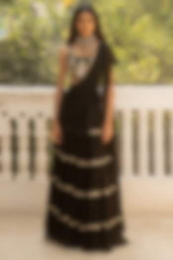 Black Pure Chiffon Pre-Stitched Saree Set by Paulmi & Harsh at Pernia's Pop Up Shop