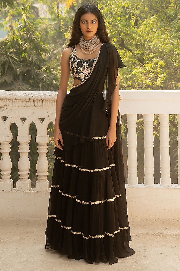 Black Pure Chiffon Pre-Stitched Saree Set by Paulmi & Harsh at Pernia's Pop Up Shop