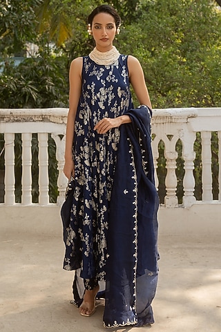Blue Jacquard Kurta Set by Paulmi & Harsh