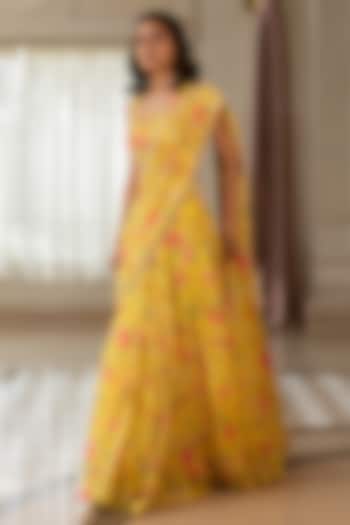 Yellow Georgette Floral Printed Pre-Draped Wedding Saree Set by Paulmi & Harsh at Pernia's Pop Up Shop