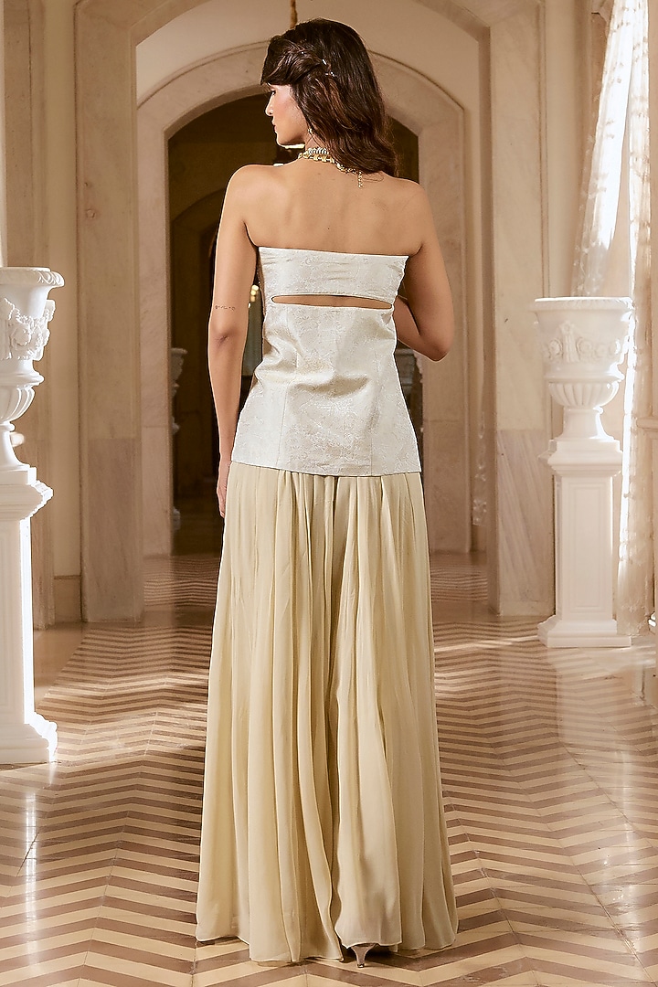 Ivory Jacquard Hand Embroidered Corset-Style Kurta Set by Paulmi & Harsh at Pernia's Pop Up Shop