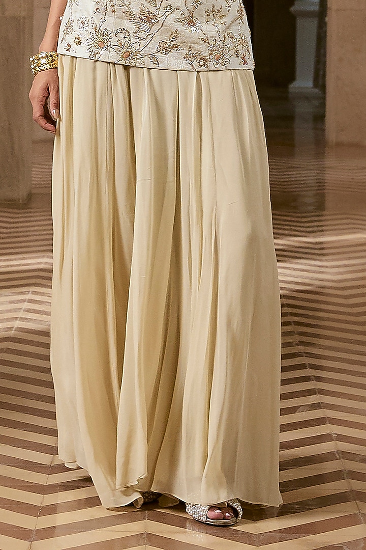 Ivory Jacquard Hand Embroidered Corset-Style Kurta Set by Paulmi & Harsh at Pernia's Pop Up Shop