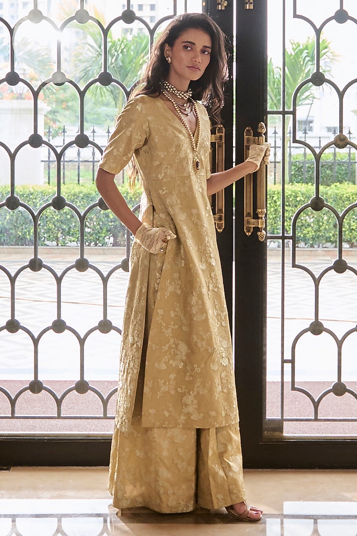 Chicory-Colored Jacquard Hand Embroidered Kurta Set by Paulmi & Harsh at Pernia's Pop Up Shop
