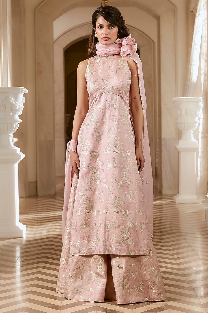 Flamingo Pink Jacquard Hand Embroidered High-Neck Kurta Set by Paulmi & Harsh at Pernia's Pop Up Shop