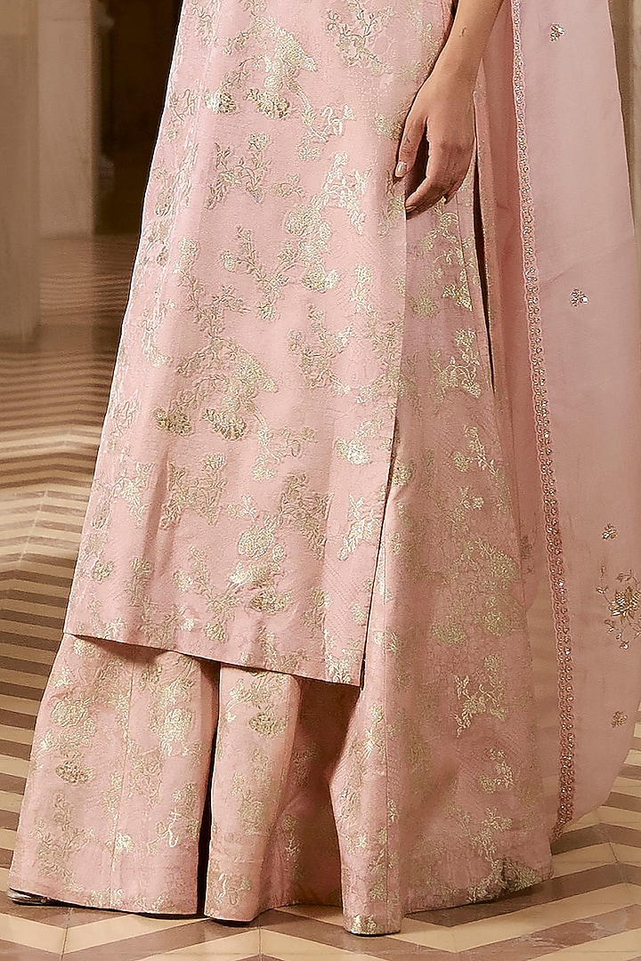 Flamingo Pink Jacquard Hand Embroidered High-Neck Kurta Set by Paulmi & Harsh at Pernia's Pop Up Shop