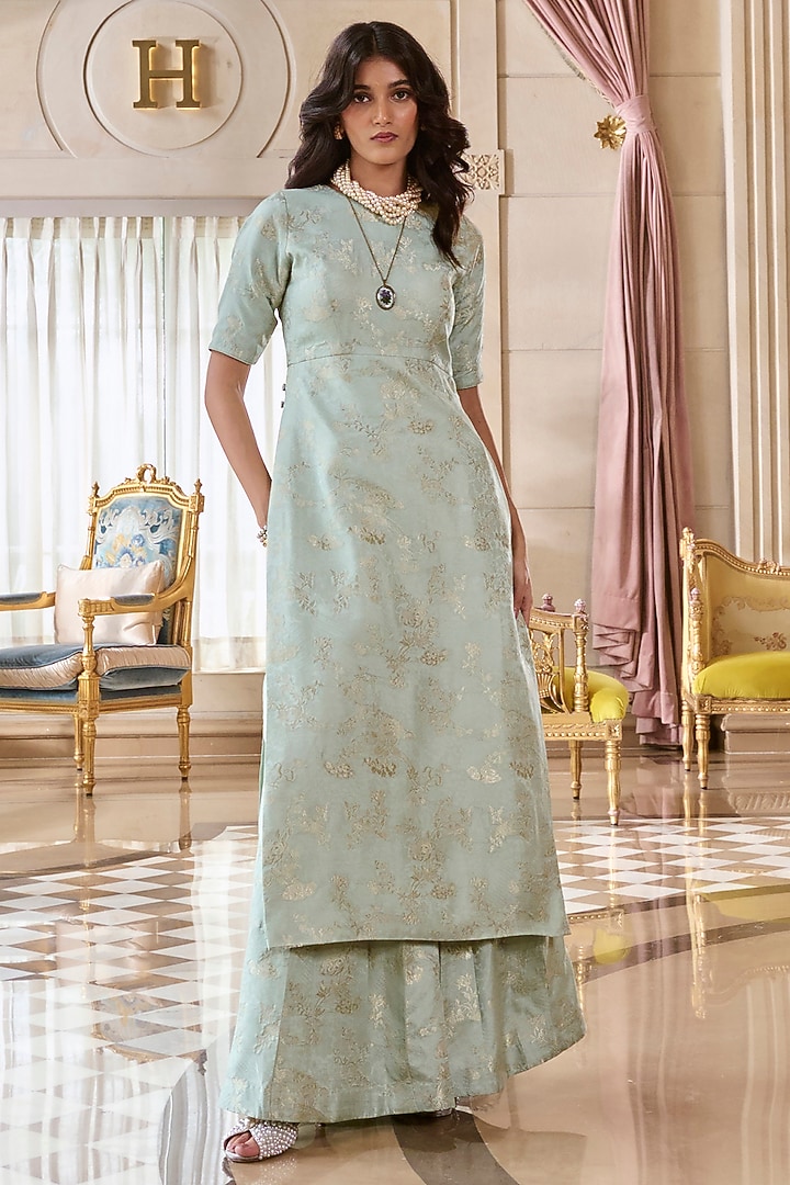 Mint Green Jacquard Straight Kurta Set by Paulmi & Harsh at Pernia's Pop Up Shop