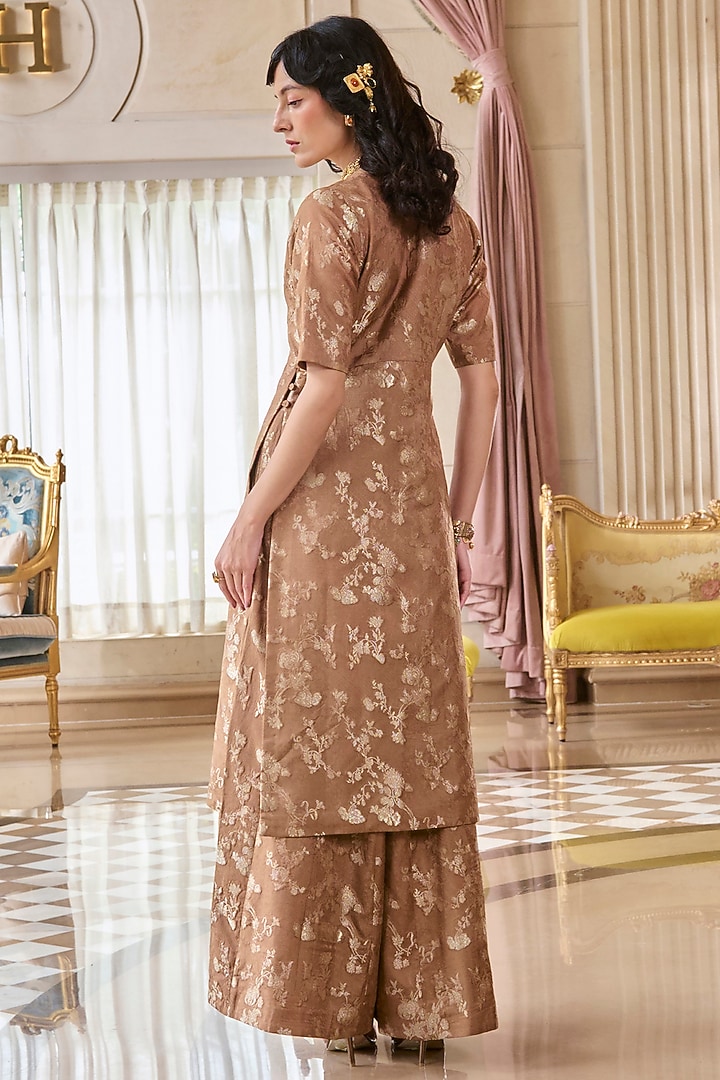 Mocha Brown Jacquard V-Neck Kurta Set by Paulmi & Harsh at Pernia's Pop Up Shop