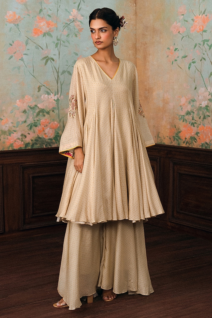 Ivory Cotton Silk Patch Work Kurta Set by Paulmi & Harsh at Pernia's Pop Up Shop