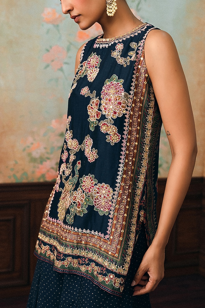 Space Blue Gokul Chiniya Hand Embroidered Kurta Set by Paulmi & Harsh at Pernia's Pop Up Shop