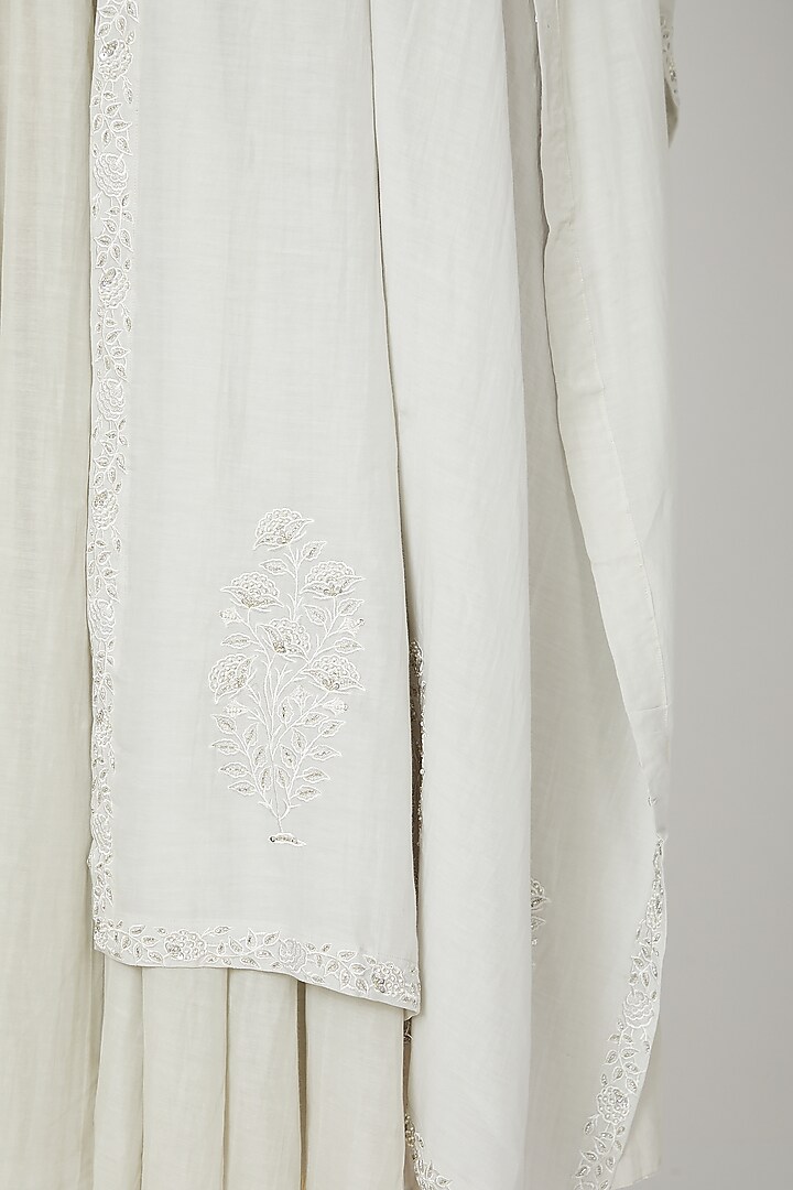 Silver Cotton Anarkali With Dupatta by Paulmi & Harsh at Pernia's Pop Up Shop