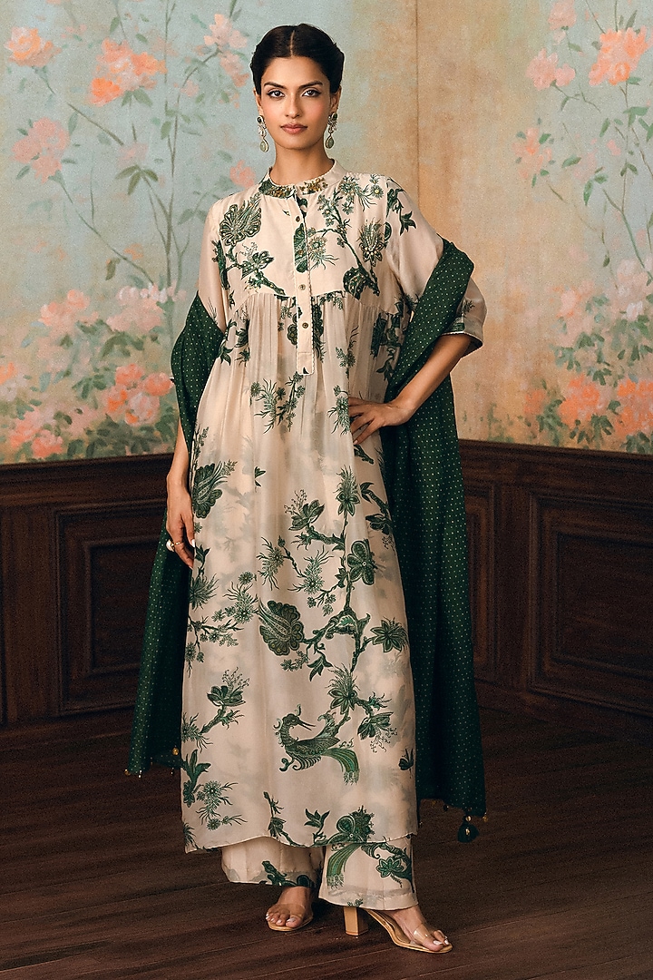 Ivory & Green Gokul Silk Organza Printed Kurta Set by Paulmi & Harsh at Pernia's Pop Up Shop