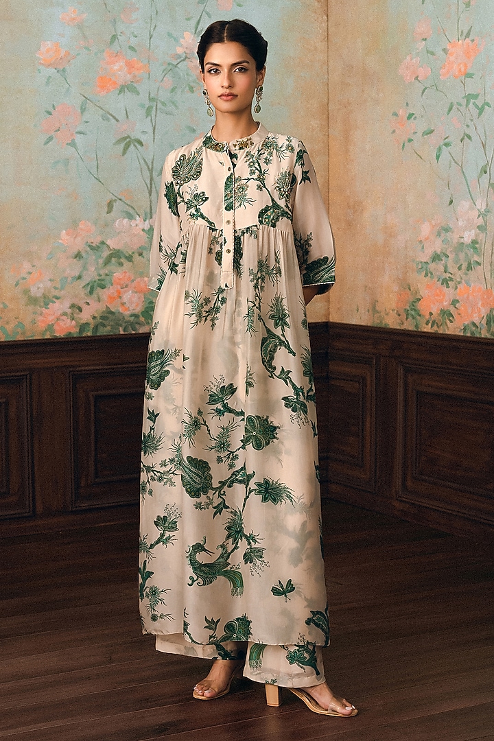 Ivory & Green Gokul Silk Organza Printed Kurta Set by Paulmi & Harsh at Pernia's Pop Up Shop