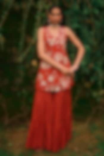 Crimson Red Organza Printed Short Kurta Set by Paulmi & Harsh at Pernia's Pop Up Shop