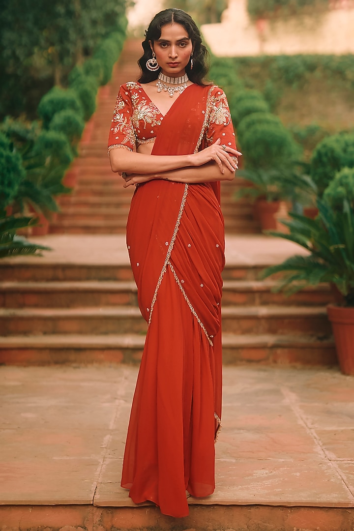 Crimson Red Georgette Printed Wedding Saree Set by Paulmi & Harsh at Pernia's Pop Up Shop