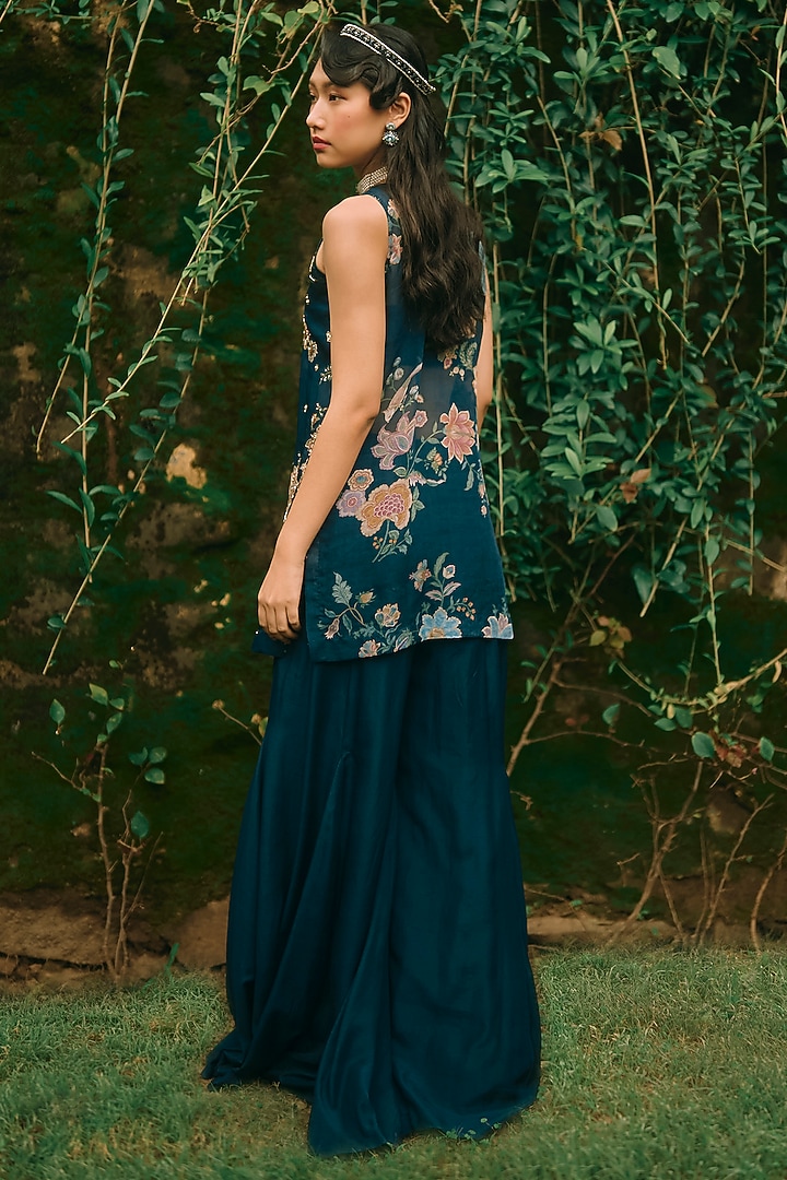 Berry Blue Pure Organza Printed & Embroidered Kurta Set by Paulmi & Harsh at Pernia's Pop Up Shop