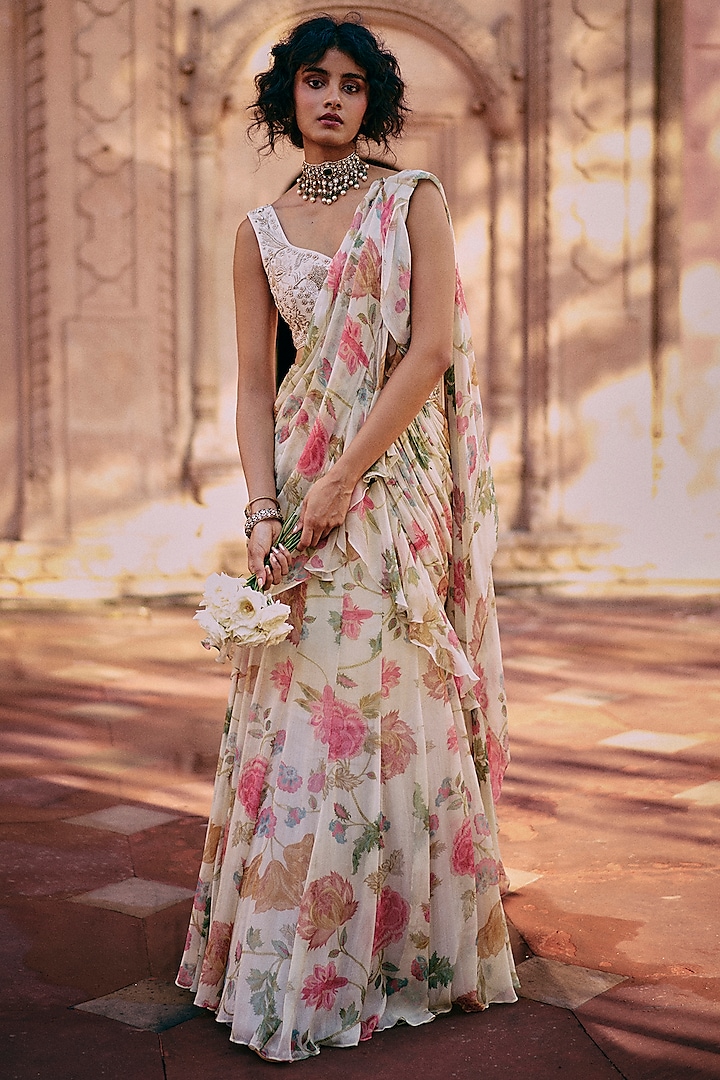 Ivory Chiffon Pre-Draped Wedding Saree Set by Paulmi & Harsh at Pernia's Pop Up Shop