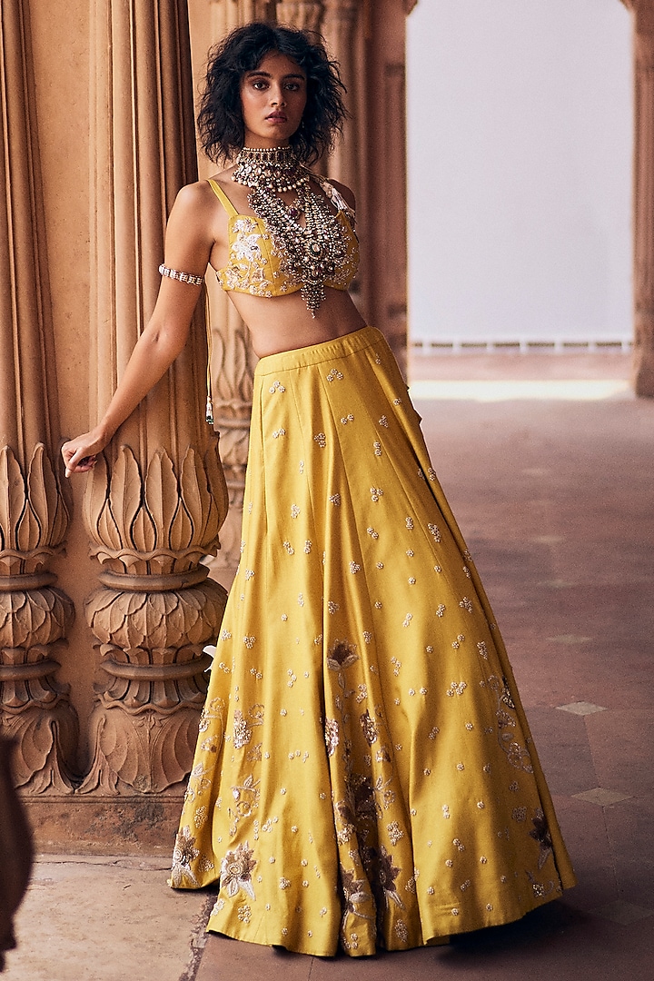 Tuscany Yellow Chiniya Silk Aari & Zardosi Embroidered Wedding Lehenga Set by Paulmi & Harsh at Pernia's Pop Up Shop