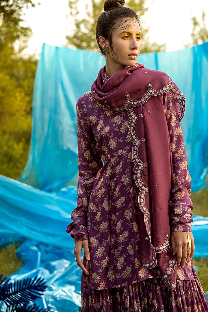 Jamuni Purple Printed Kurta Set by Paulmi & Harsh at Pernia's Pop Up Shop