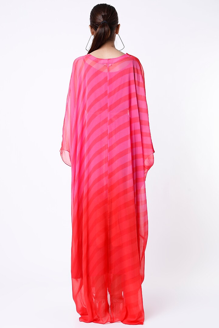 Rani Pink Printed Kaftan With Inner by Paulmi & Harsh at Pernia's Pop Up Shop
