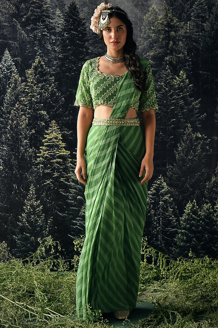 Green Georgette Leheriya Printed & Hand Embroidered Party Wear Saree Set by Paulmi & Harsh at Pernia's Pop Up Shop