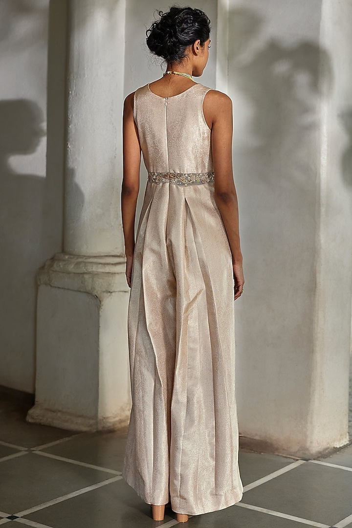 Misty Rose Jamawar Jacquard Embroidered Jumpsuit With Cape by Paulmi & Harsh at Pernia's Pop Up Shop