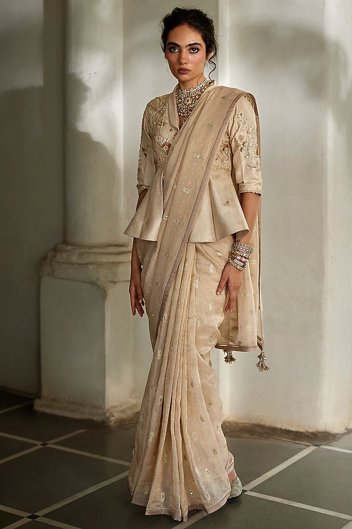Spanish Pink Jamawar Jacquard Draped Wedding Saree Set by Paulmi & Harsh at Pernia's Pop Up Shop