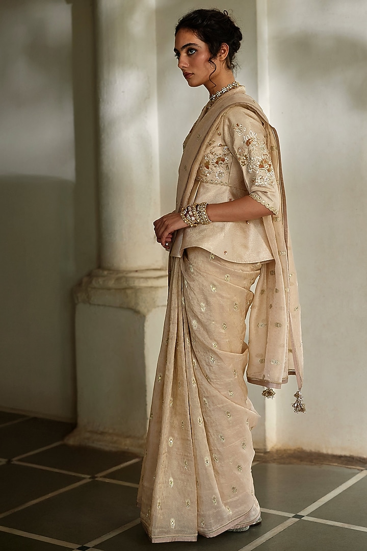 Spanish Pink Jamawar Jacquard Draped Wedding Saree Set by Paulmi & Harsh at Pernia's Pop Up Shop