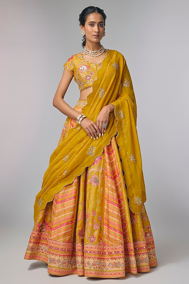 Yellow Chiniya Silk Floral Printed Bridal Lehenga Set by Paulmi & Harsh at Pernia's Pop Up Shop