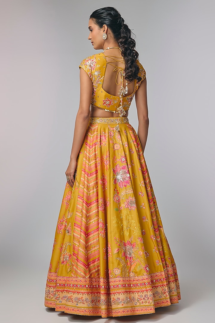 Yellow Chiniya Silk Floral Printed Bridal Lehenga Set by Paulmi & Harsh at Pernia's Pop Up Shop