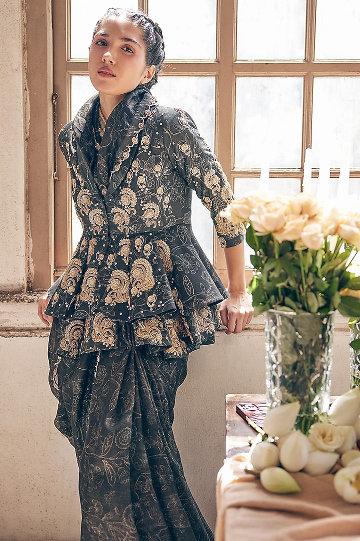 Black Pure Organza Reception Saree Set by Paulmi & Harsh at Pernia's Pop Up Shop
