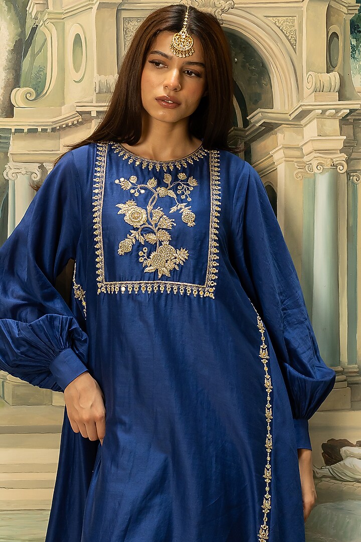 Electric Blue Chiniya Silk Motif Embroidered Kurta Set by Paulmi & Harsh at Pernia's Pop Up Shop